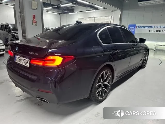 BMW 5 Series (G30) id 3478583 из Кореи 8