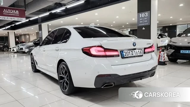 BMW 5 Series (G30) id 3036651 из Кореи 18