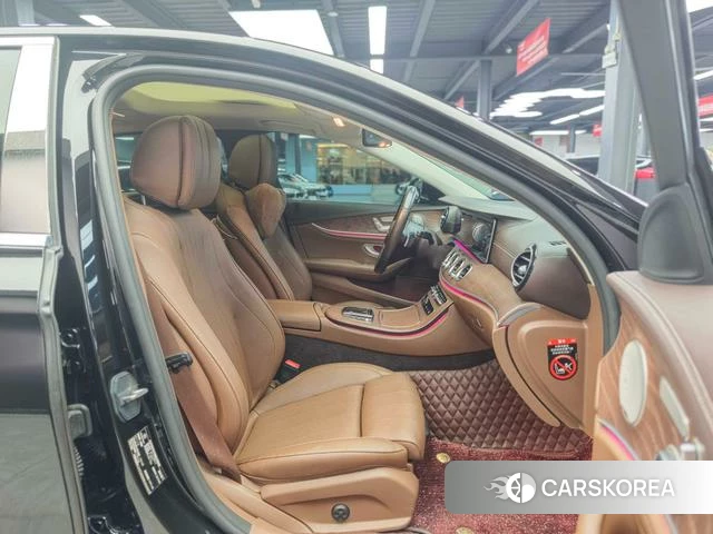 Mercedes-Benz E-class id 4263612 из Китая 8