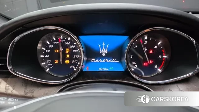 Maserati Quattroporte id 3220287 из Кореи 18