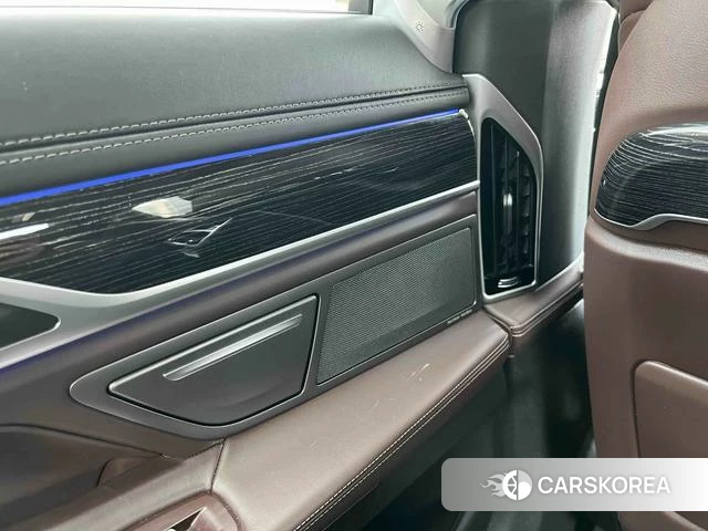 BMW 7 series id 4254294 из Китая 21