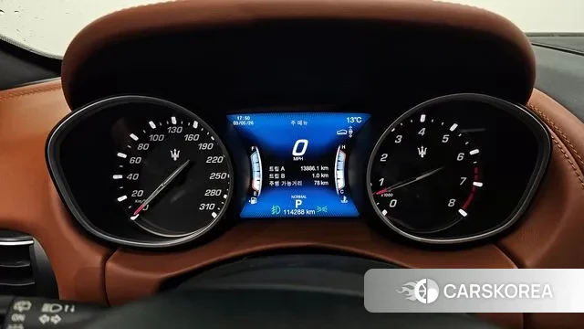 Maserati Levante id 3747940 из Кореи 18