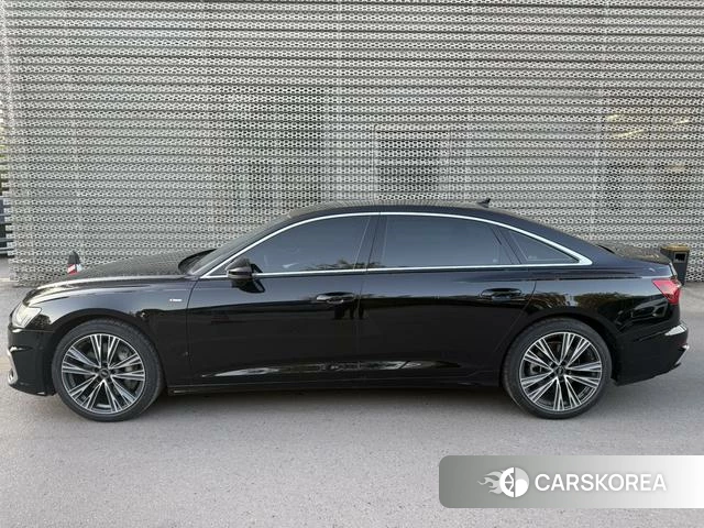 Audi A6L id 4272782 из Китая 8