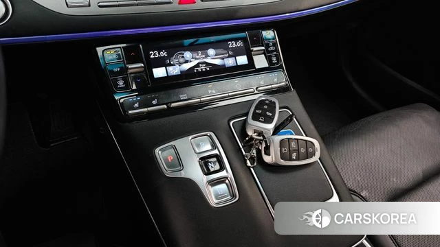 Hyundai The New Grandeur IG id 3884595 из Кореи 18