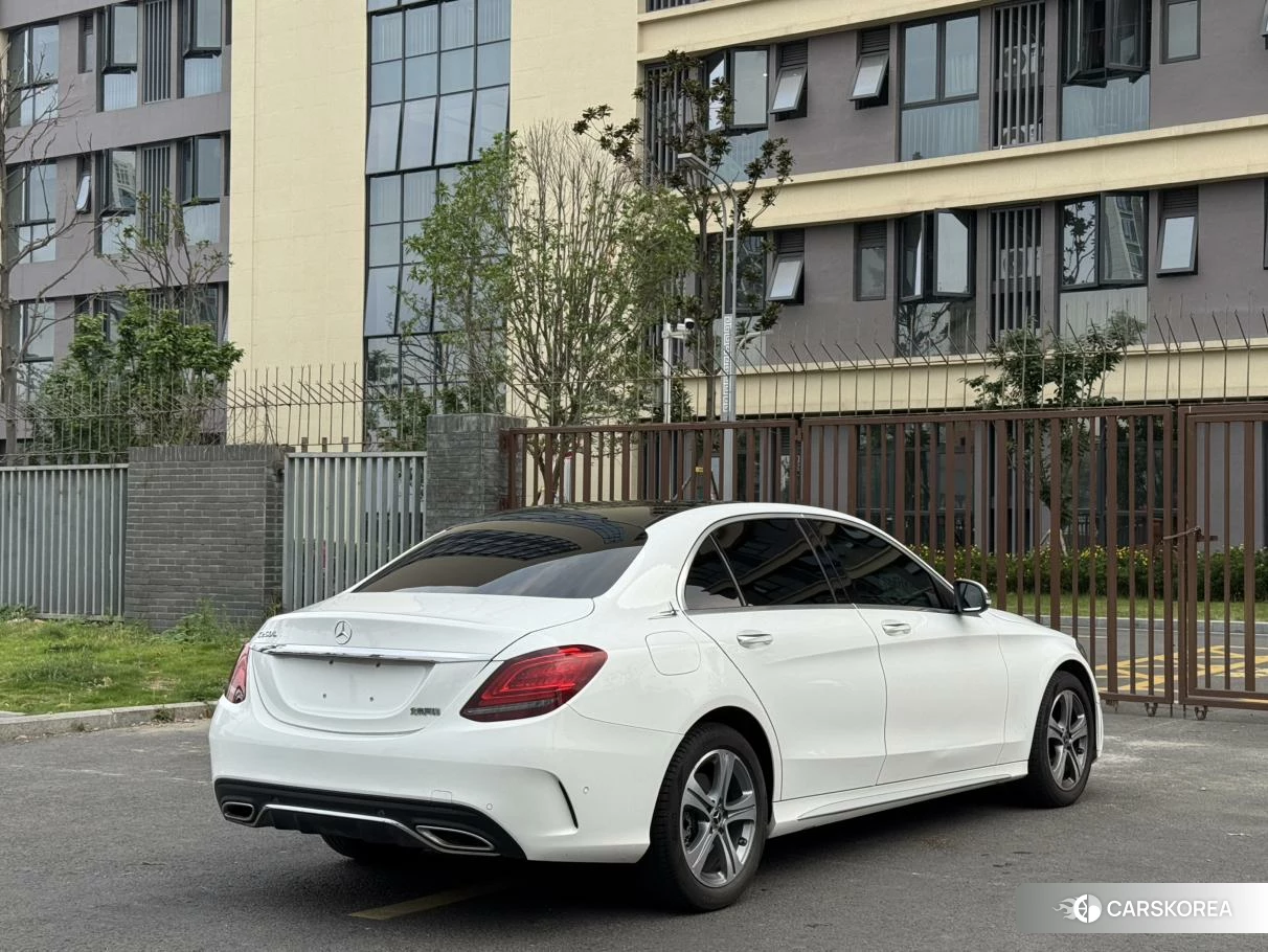 Mercedes-Benz Class C id 4405866 из Китая 12