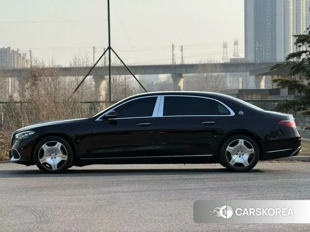 Mercedes-Benz Maybach S-class id 4257361 из Китая 8