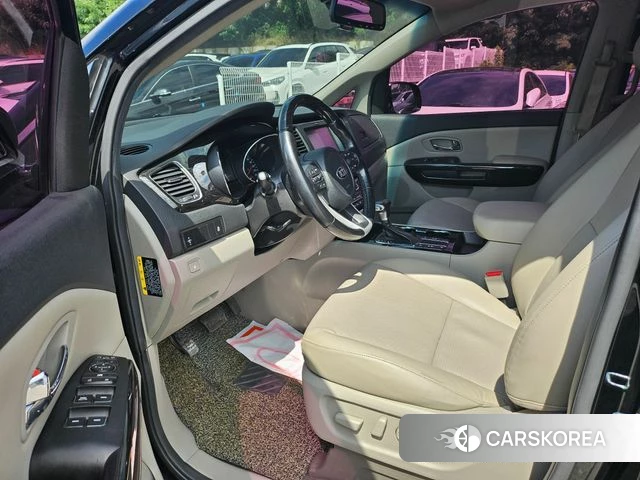 Kia The New Carnival id 4596120 из Кореи 18