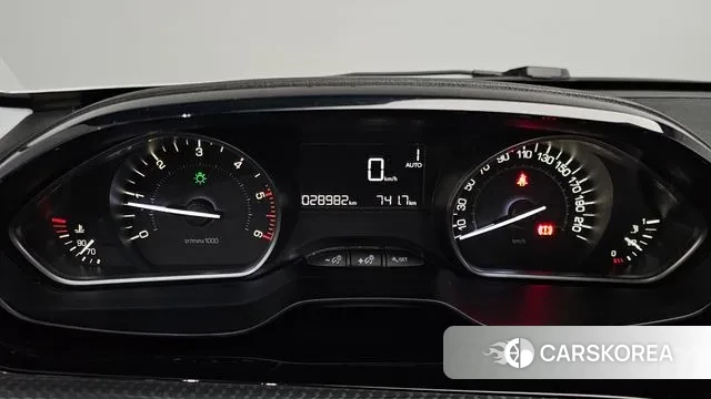 Peugeot 208 id 3718755 из Кореи 19