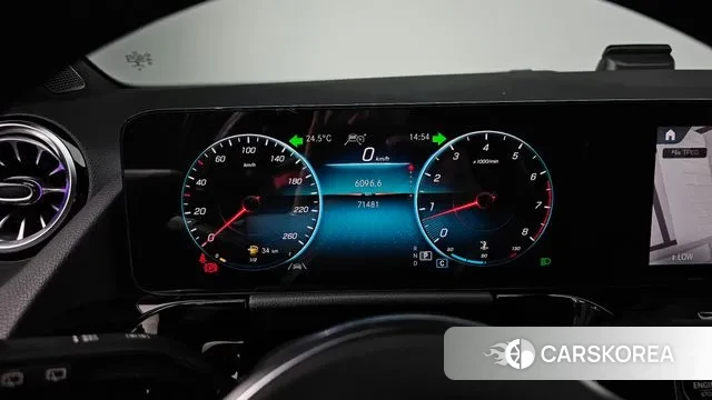 Mercedes-Benz GLA - Class H247 id 2885516 из Кореи 18