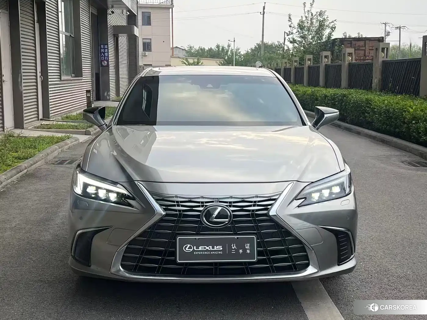 Lexus ES id 4622474 из Китая 8