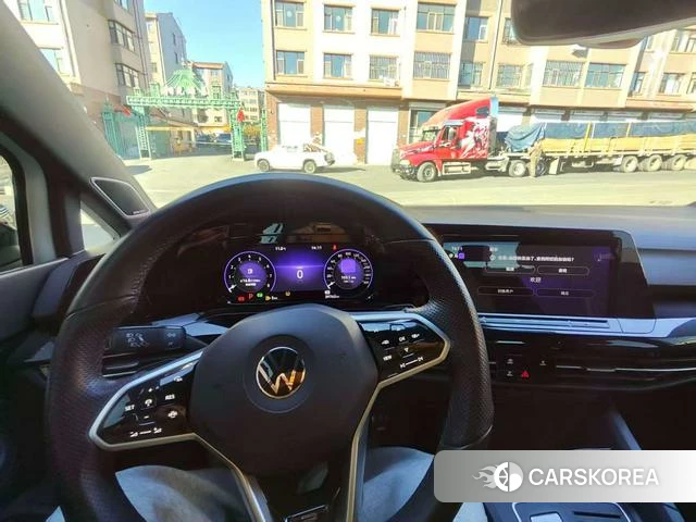 Volkswagen Golf id 4348223 из Китая 24
