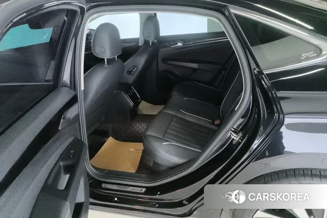Volkswagen Passat id 4190445 из Китая 15