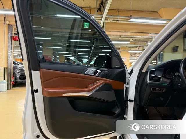 BMW X7 (G07) id 3541272 из Кореи 18