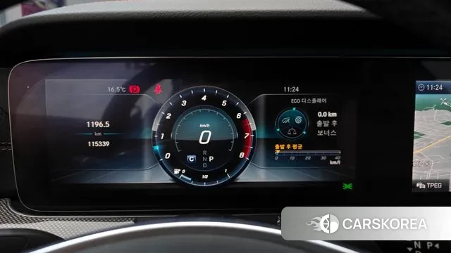 Mercedes-Benz E-Class W213 id 3297692 из Кореи 18