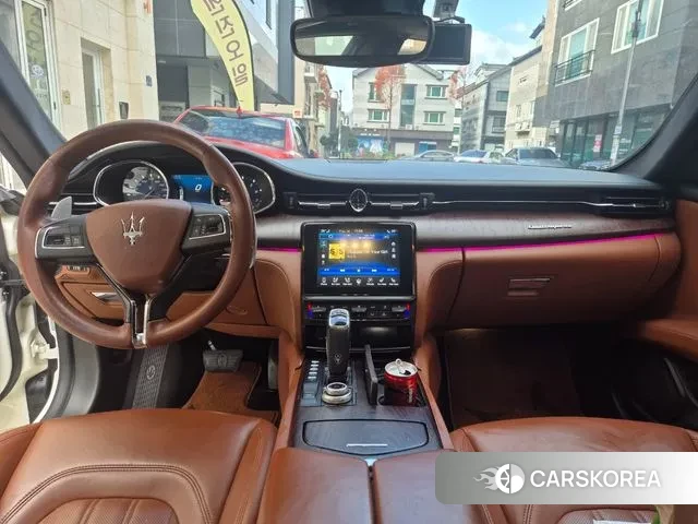 Maserati Quattroporte id 3489397 из Кореи 8