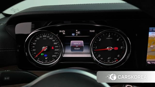 Mercedes-Benz E-Class W213 id 4855993 из Кореи 36