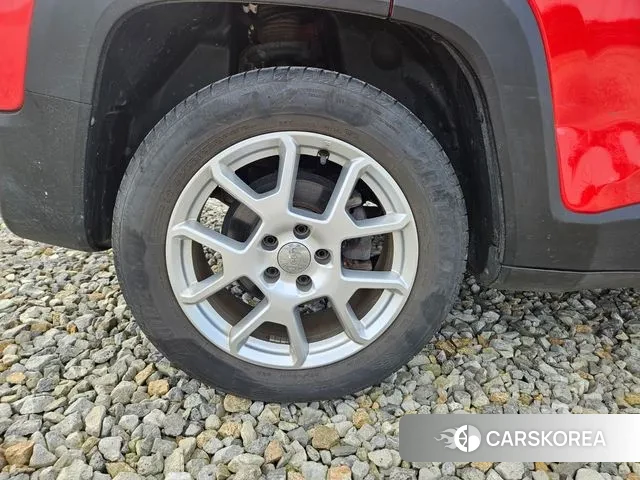 Jeep Renegade id 3273794 из Кореи 16