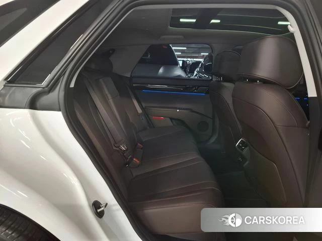 Hyundai Grandeur (GN7) id 4570967 из Кореи 17