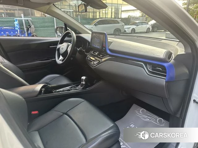 Toyota C-HR id 4353634 из Китая 24