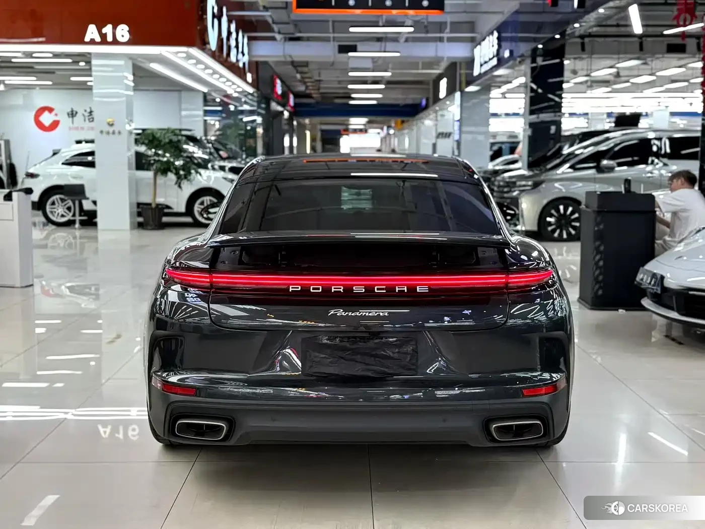 Porsche Panamera id 4576755 из Китая 8