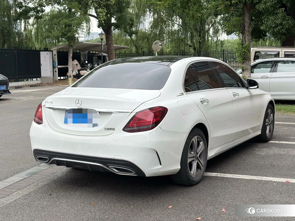 Mercedes-Benz Class C id 4455208 из Китая 12