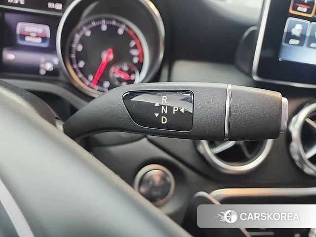 Mercedes-Benz GLA-Class X156 id 4020249 из Кореи 18