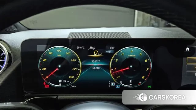 Mercedes-Benz GLA - Class H247 id 3165619 из Кореи 18