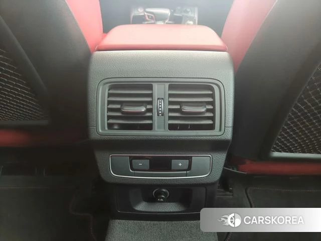 Audi SQ5 id 4321085 из Китая 19