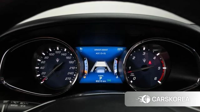 Maserati Quattroporte id 4339274 из Кореи 18