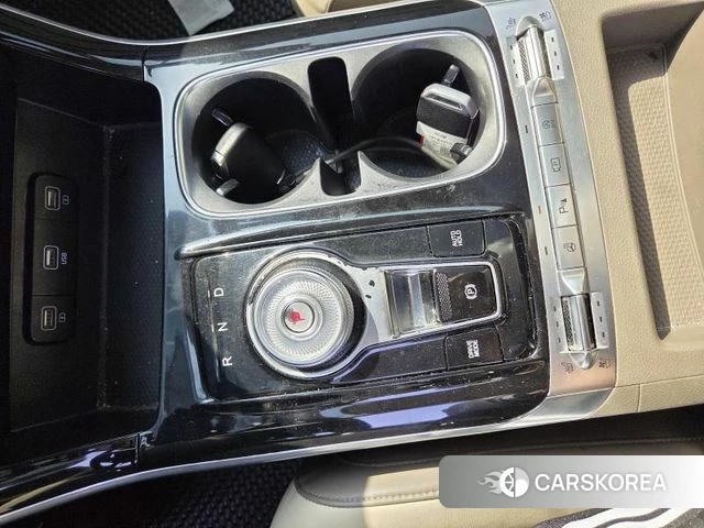 Kia Carnival 4th generation id 3839623 из Кореи 15