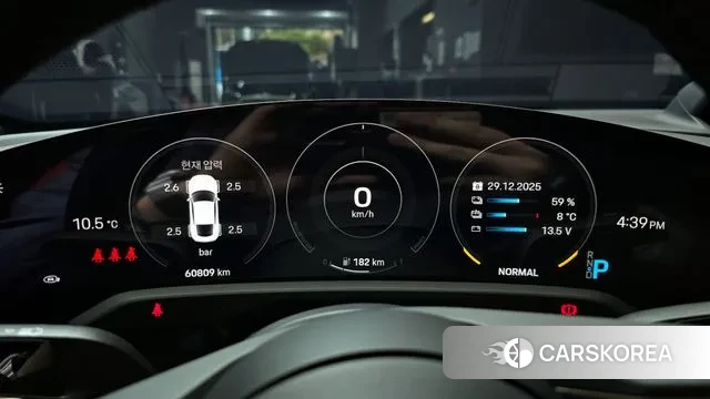 Porsche Taycan id 3525242 из Кореи 18