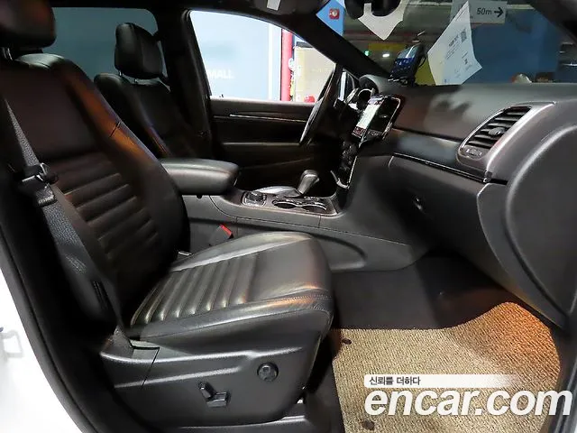 Jeep Grand Cherokee id 2546188 из Кореи 18