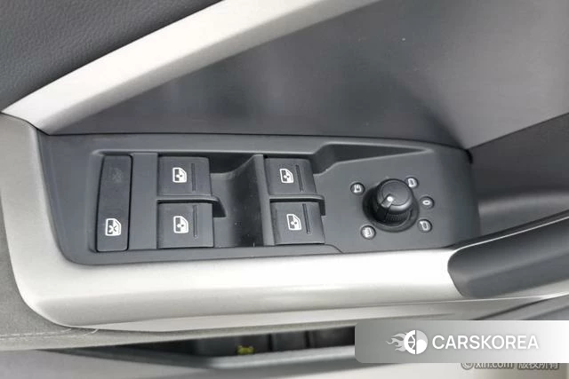 Audi Q3 id 4211332 из Китая 22