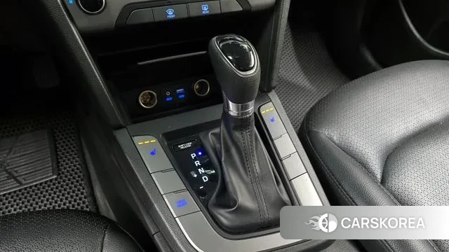 Hyundai Avante AD id 3779106 из Кореи 18