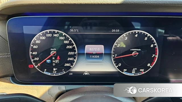Mercedes-Benz E-Class W213 id 4637450 из Кореи 18