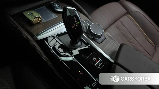 BMW 5 Series (G30) id 3897395 из Кореи 18