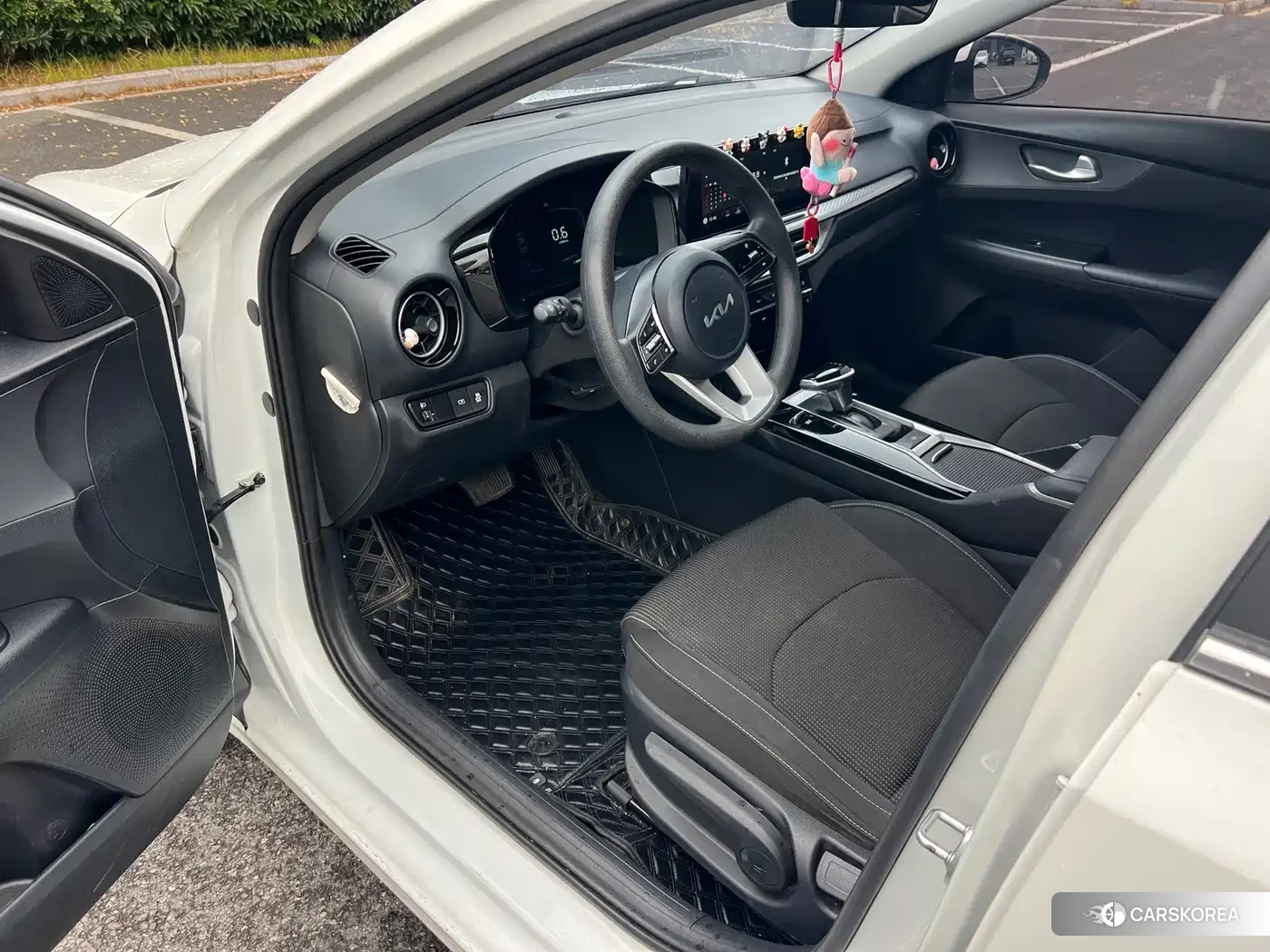 Kia K3 id 4515403 из Китая 16