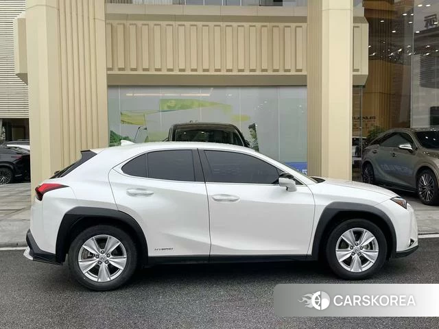Lexus UX id 4261352 из Китая 8