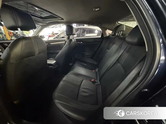 Honda Civic id 4215186 из Китая 8