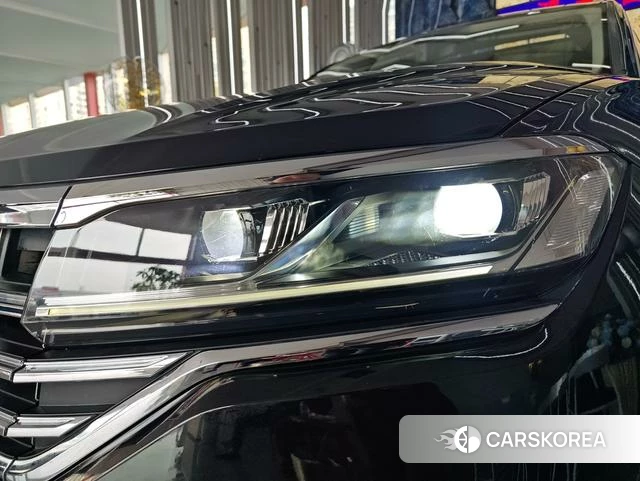 Volkswagen Touareg id 4254220 из Китая 17