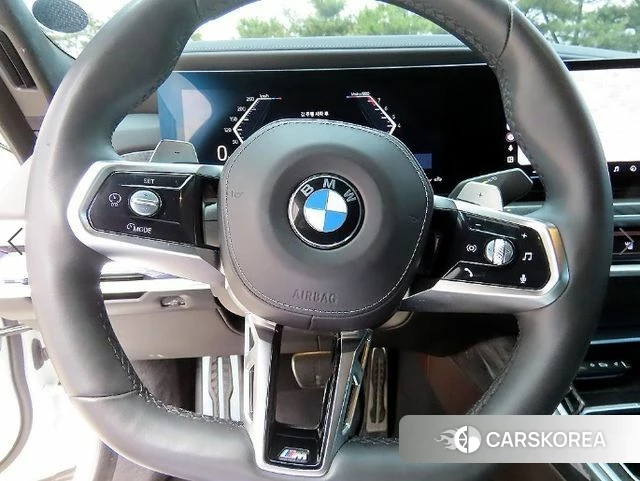 BMW 7 Series (G70) id 4308592 из Кореи 18