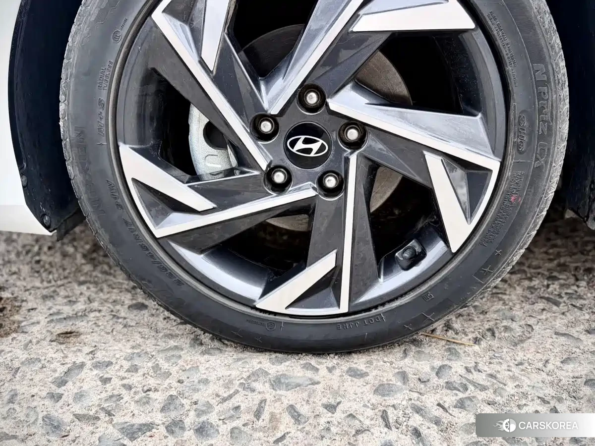 Hyundai Elantra id 4679671 из Китая 22
