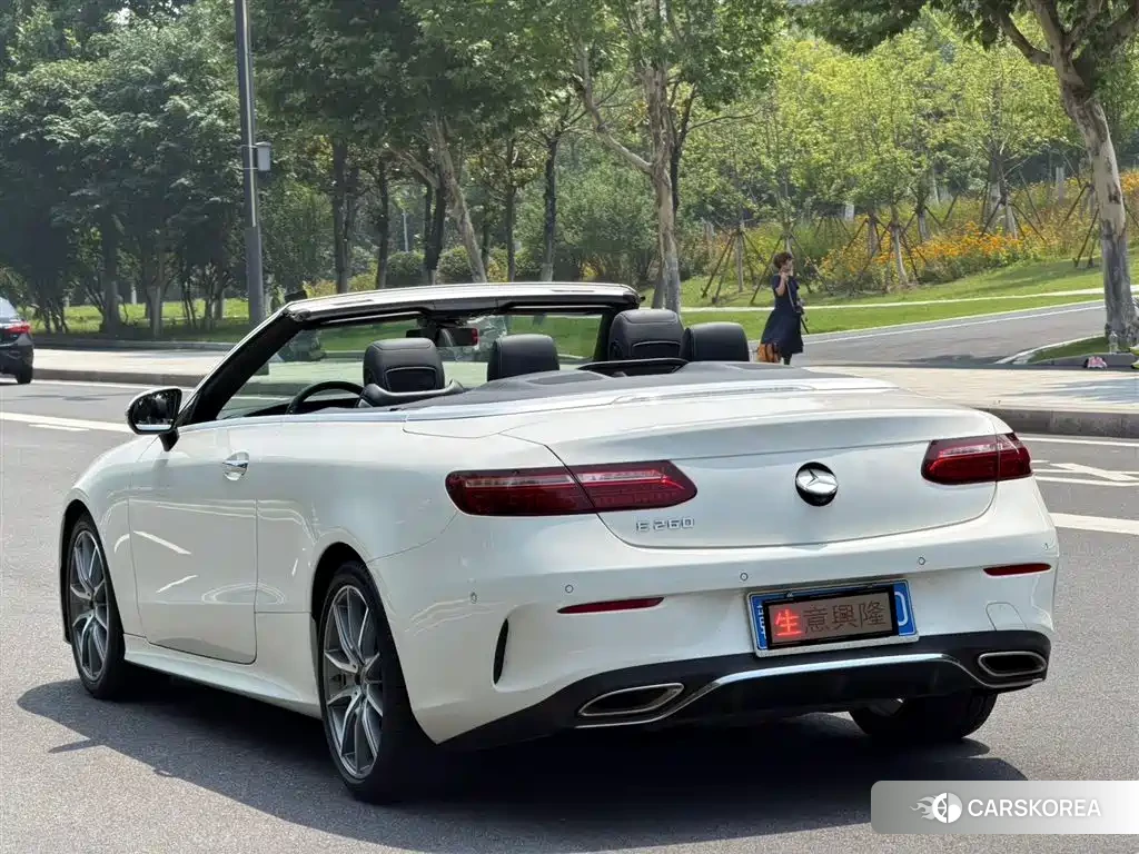 Mercedes-Benz E-Class id 4622654 из Китая 10