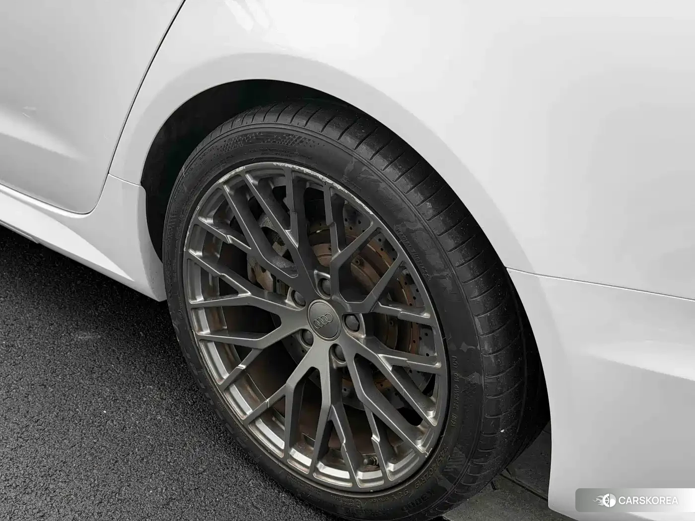 Audi A6 id 4600885 из Китая 40