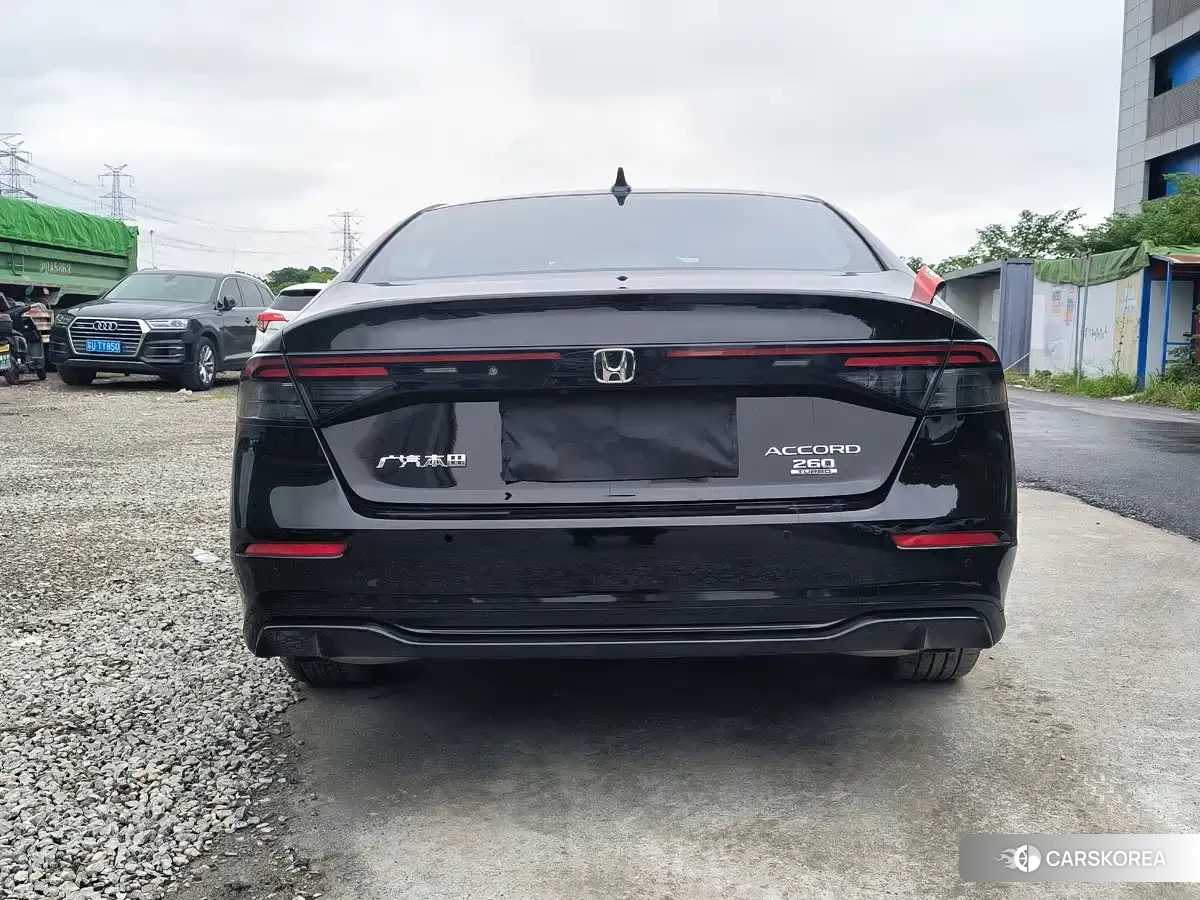 Honda Accord id 4606834 из Китая 8