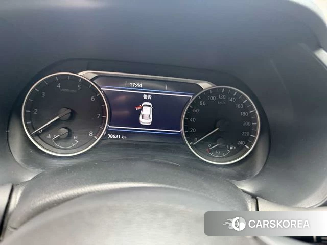 Nissan Xuan Yi id 4276557 из Китая 23