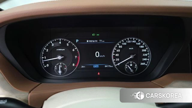 Genesis G90 id 4196678 из Кореи 18