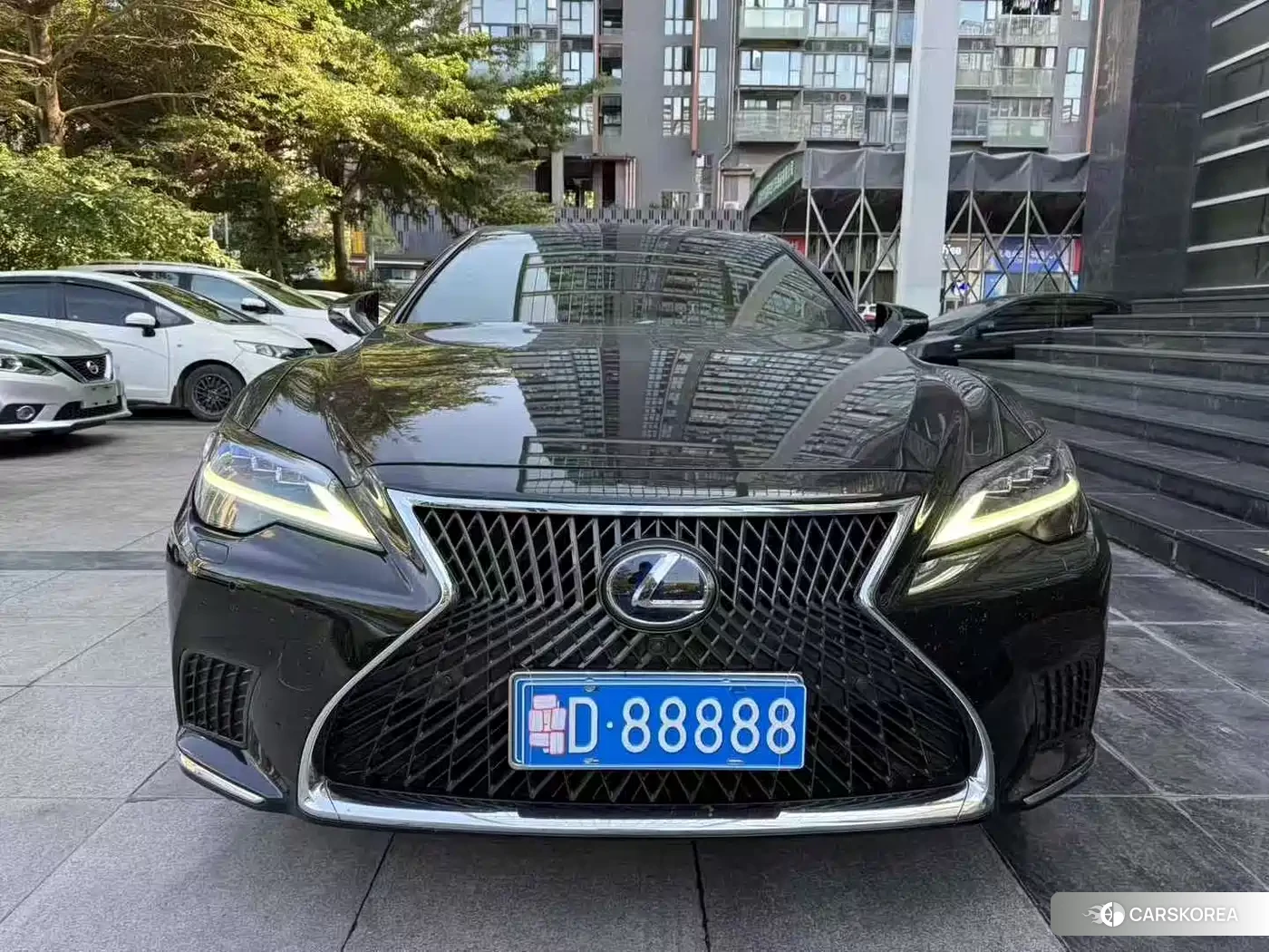 Lexus LS id 4577645 из Китая 8