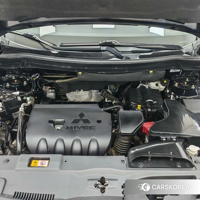 Mitsubishi  Outlander id 4208948 из Китая 15