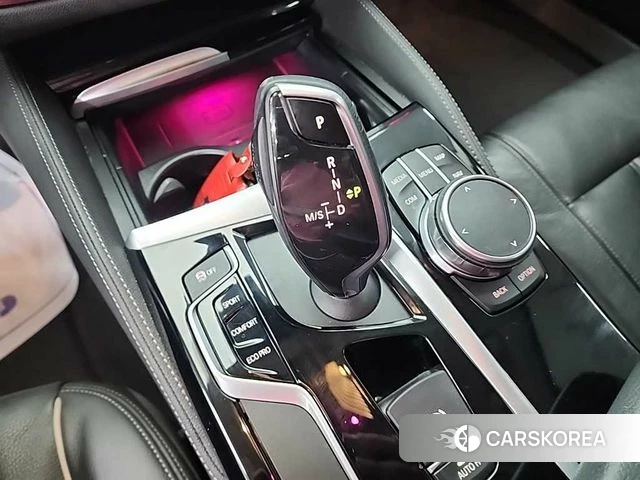 BMW 5 Series (G30) id 3905407 из Кореи 17